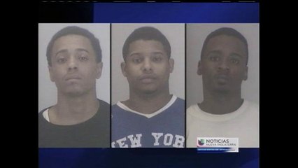 Arrestan a vendedores de tickets falsos