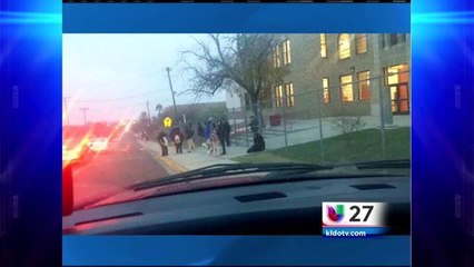 27 De Su Lado: Estudiantes Expuestos a Bajas Temperaturas