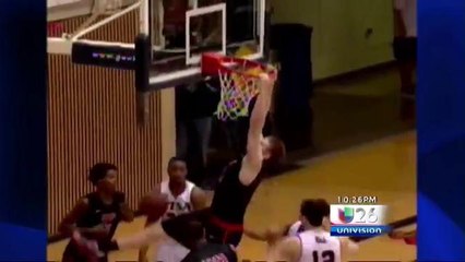 Acción del Basquetbol Colegial UTEP y NMSU