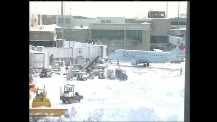 Aeropuerto Logan reanuda operaciones