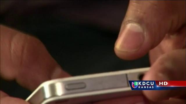 Los niños y el uso del celular: un arma de doble filo.