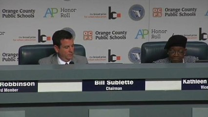 No se permitirá la distribución de ningún meterial político o religioso en escuelas públicas