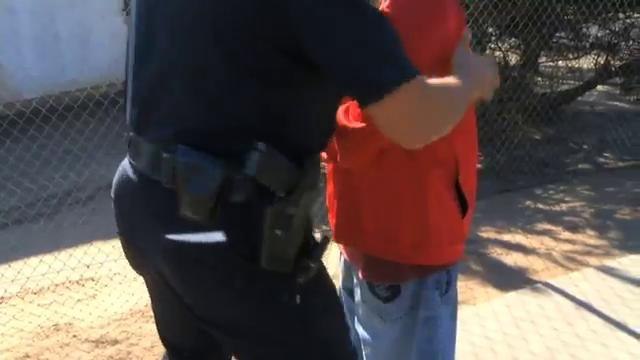 Hispanos son los más detenidos por autoridades