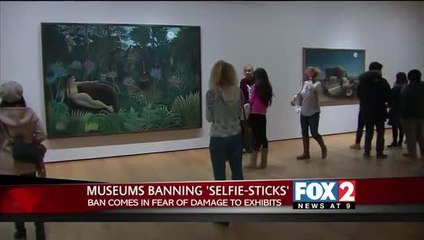 Museums Banning \'Selfie-Sticks\'