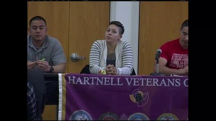 Excombatientes se presentan en el Colegio Hartnell