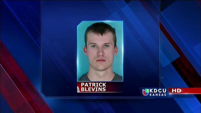 Presentan cargos formales por delitos sexuales a entrenador auxiliar de preparatoria en Hutchinson