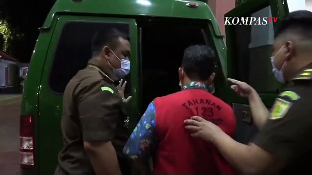 Kasus Kredit Fiktif, Dua Pejabat Bank DKI Ditahan Kejari Jakarta Pusat