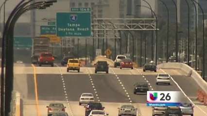 AAA busca crear conciencia por manejar distraído