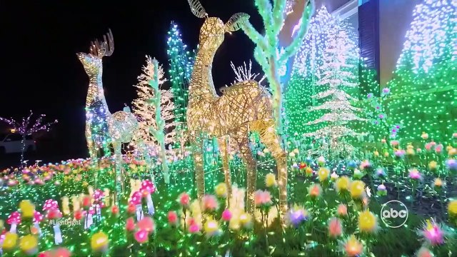 The Great Christmas Light Fight 9