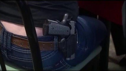 Kansas aceptará porte de armas sin permisos