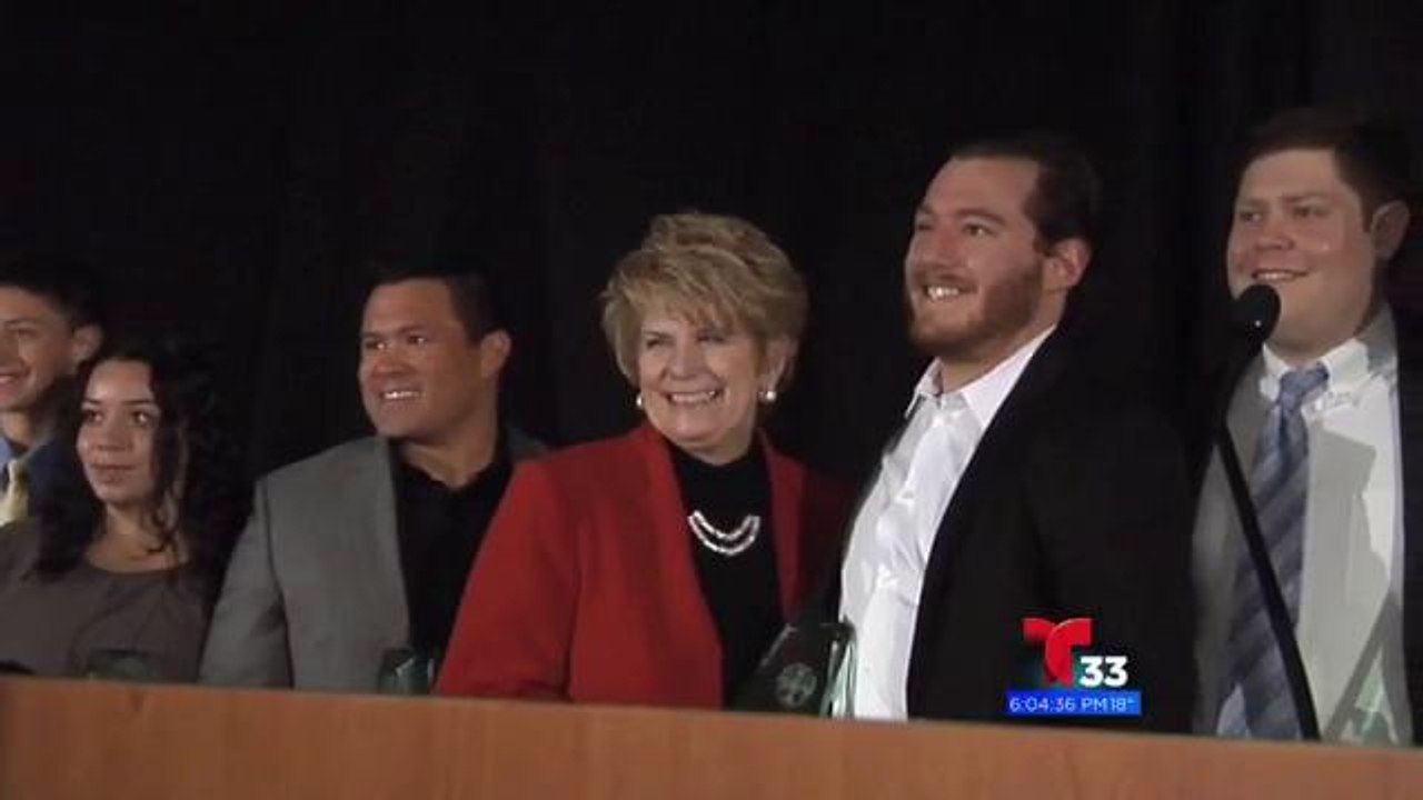 Fiscalía de San Diego reconoce a los "héroes" de la ciudad