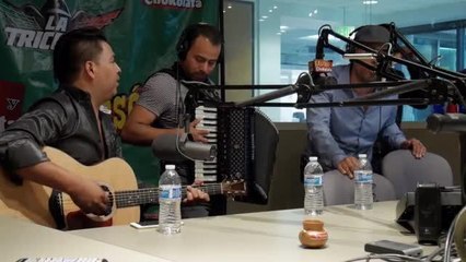 Los Inquietos contra Los Payasos