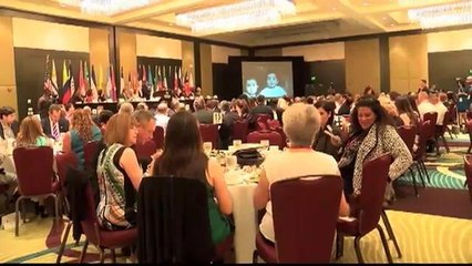 Senador hispano discute relaciones con Cuba  en evento "Latinos Unidos"