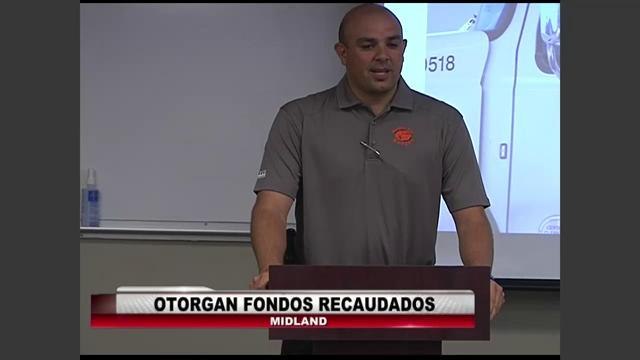 Otorgan fondos recaudados