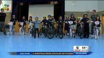 Premian con bicicletas a estudiantes