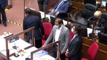 مجلس الشيوخ التشيلي يصوّت ضدّ عزل الرئيس بنييرا