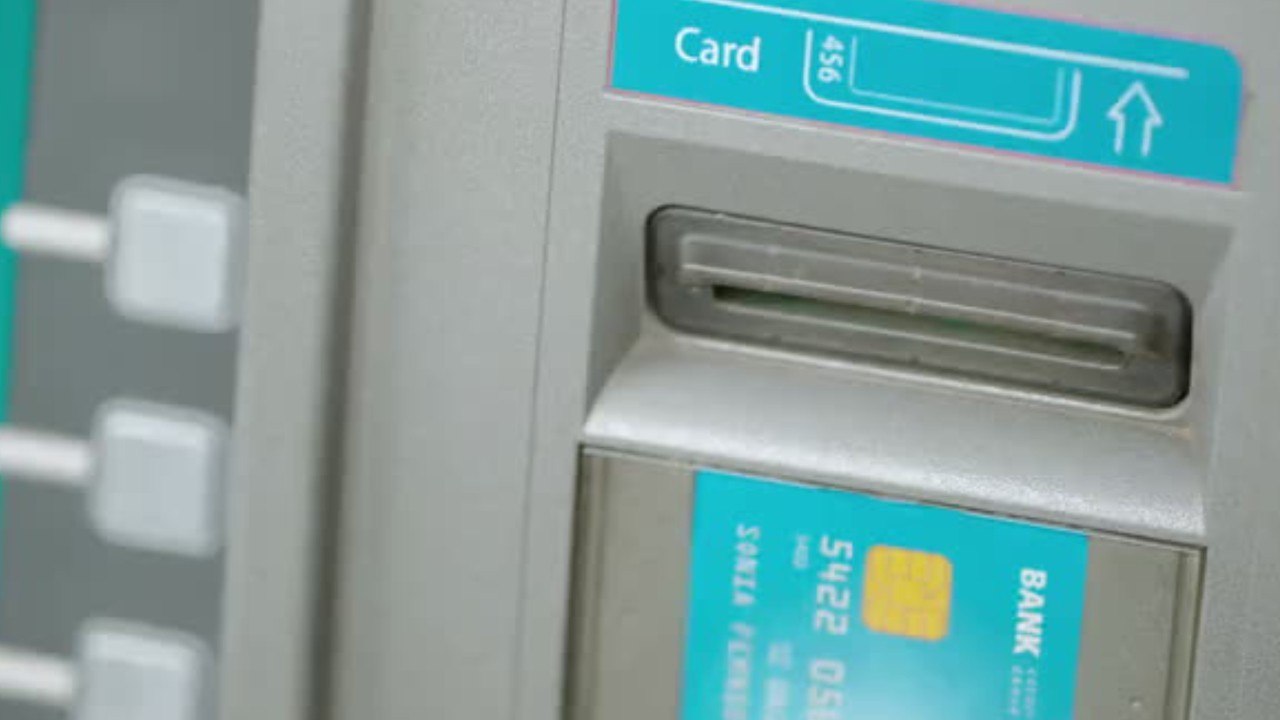 Carte bancaire rechargeable