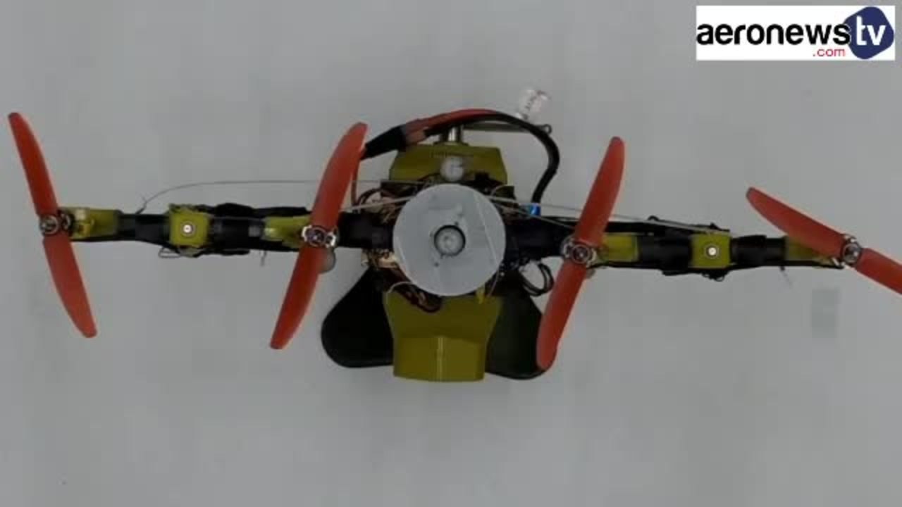 Le premier drone capable de changer de forme en vol