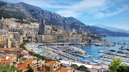 Privé du trône de Monaco, il réclame une somme colossale à la France