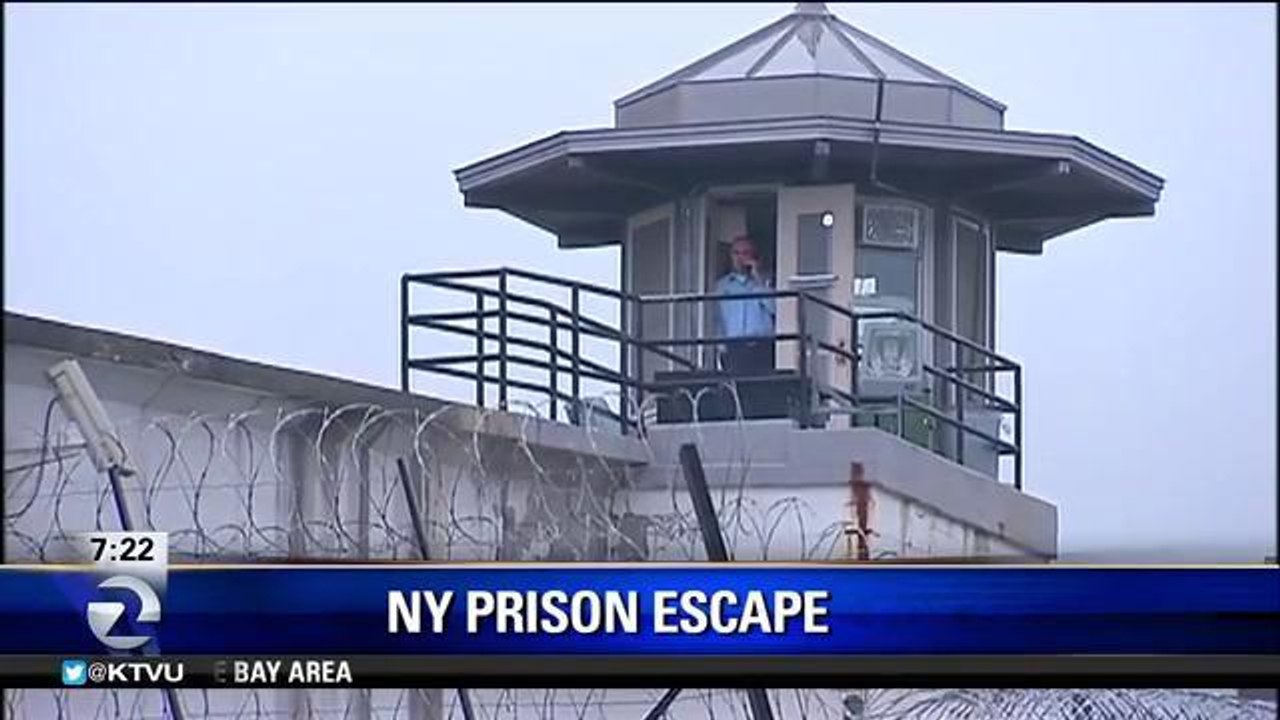 Prison Escapee Cooperates with Police