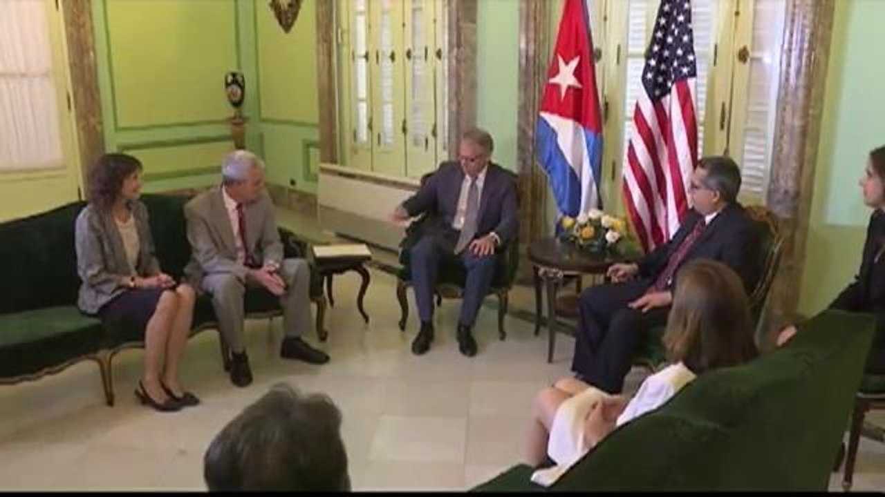 Reacciones locales, tras anuncio de apertura de embajada cubana.