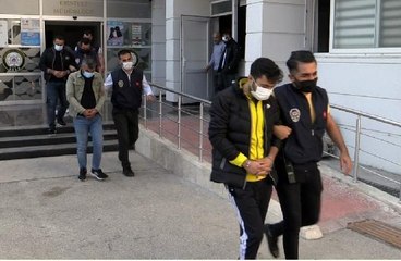 'KAMU GÖREVLİSİYİM' DİYEREK DOLANDIRAN 12 ŞÜPHELİ YAKALANDI