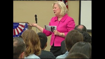 Dan reconocimiento a elementos de Americorps