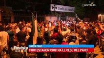 Un grupo que se opone a levantar el paro protesta en los exteriores del Comité pro Santa Cruz