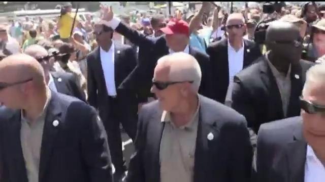 Trump lidera las encuestas