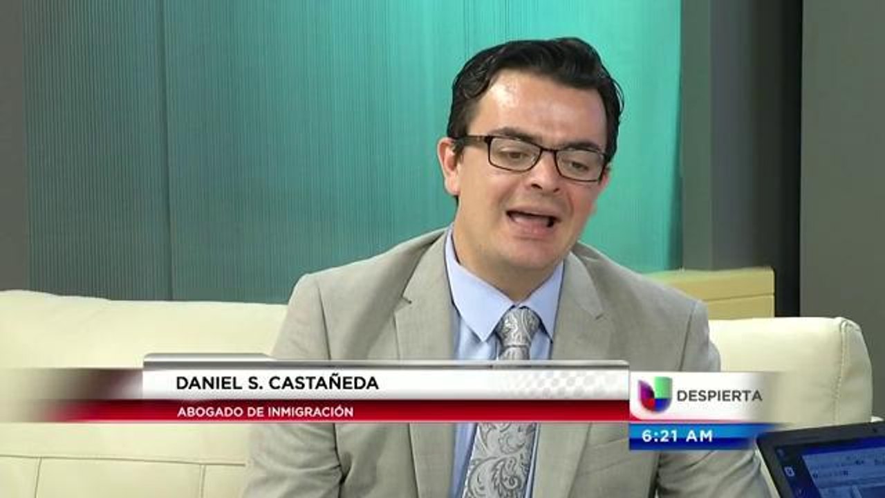 Ordenes de arrestos y delitos.