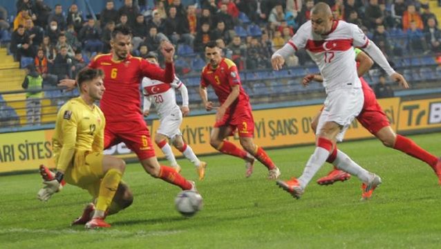 Karadağ maçında eleştirilerin odağına oturmuştu! Burak Yılmaz, A Milli Takım tarihine geçti