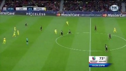 'Chicharito', histórico en Champions League