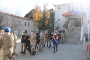 Bitlis merkezli göçmen kaçakçılığı operasyonunda 20 şüpheli yakalandı