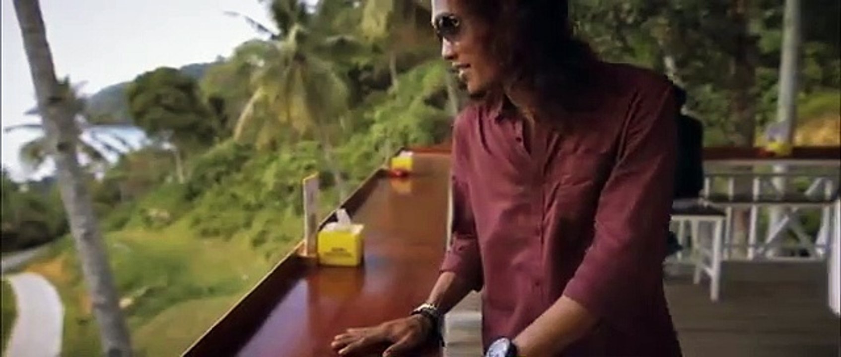 THOMAS_ARYA_-_KEHADIRAN_CINTA_(Official_Music_Video)(360p)
