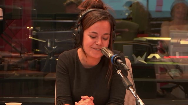 À quoi servent les mots qui ne servent à rien ? - La Chronique linguiste de Laélia Veron