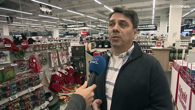 Csaknem duplájára nőtt egy év alatt a mobilfizetések száma, a növekedésnek az MNB is örül