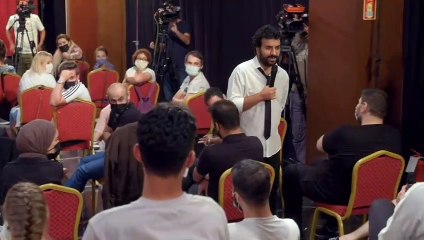 Konuşanlar - Sevimli doktor, enteresan sevgilisi, Ecem Erkek'in şaşkınlığı