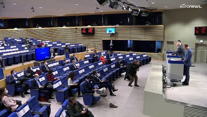 Bruxelas quer restringir regras de exportação de resíduos
