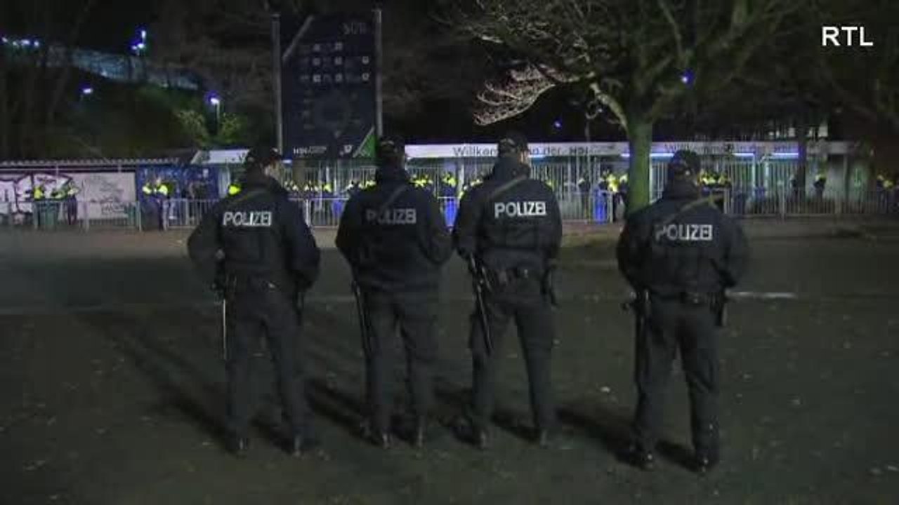 GERMAN STADIUM EVACUATED BECAUSE OF BOMB THREAT