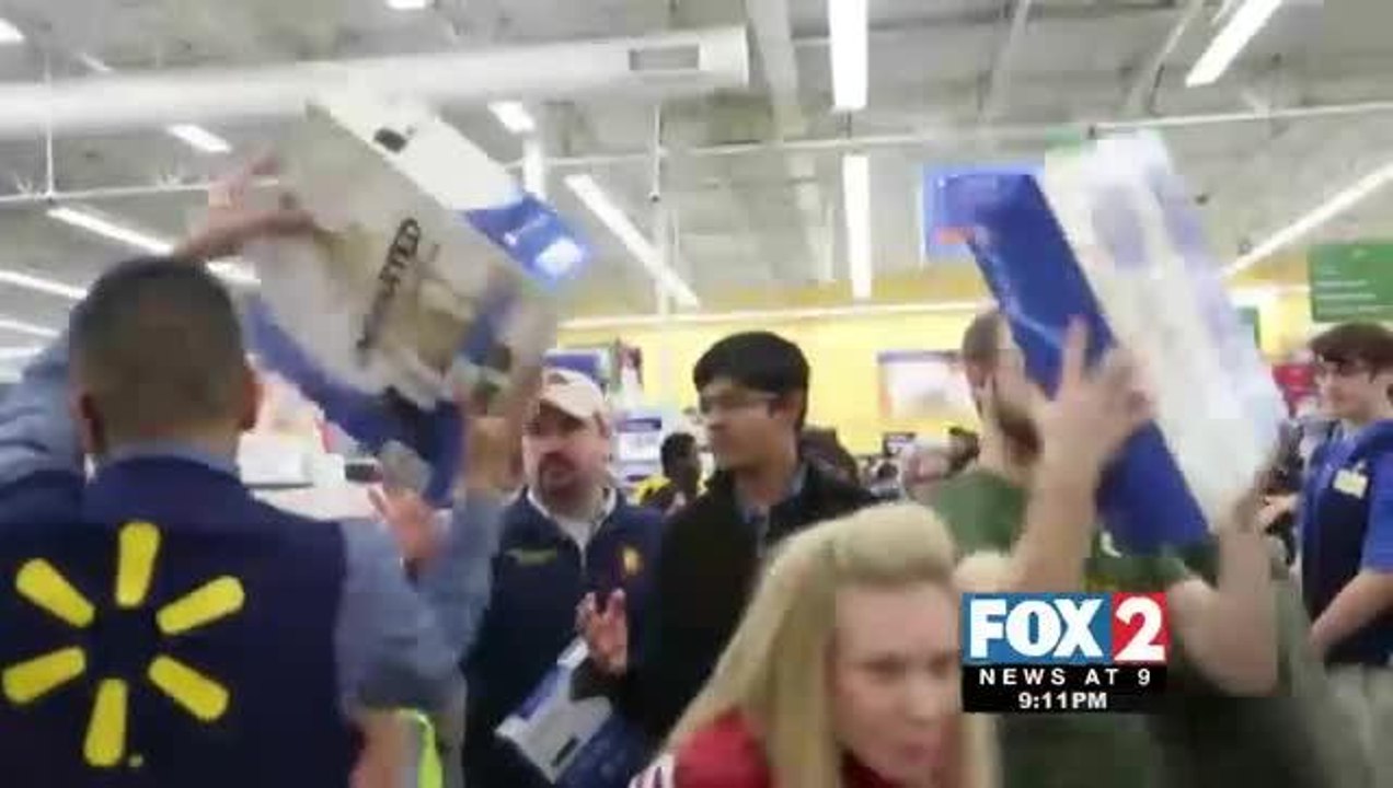 Black Friday Leaves some Shoppers Black and Blue