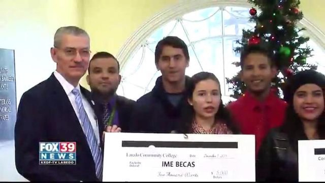 Laredo community college students received scholarships from the mexican consulate