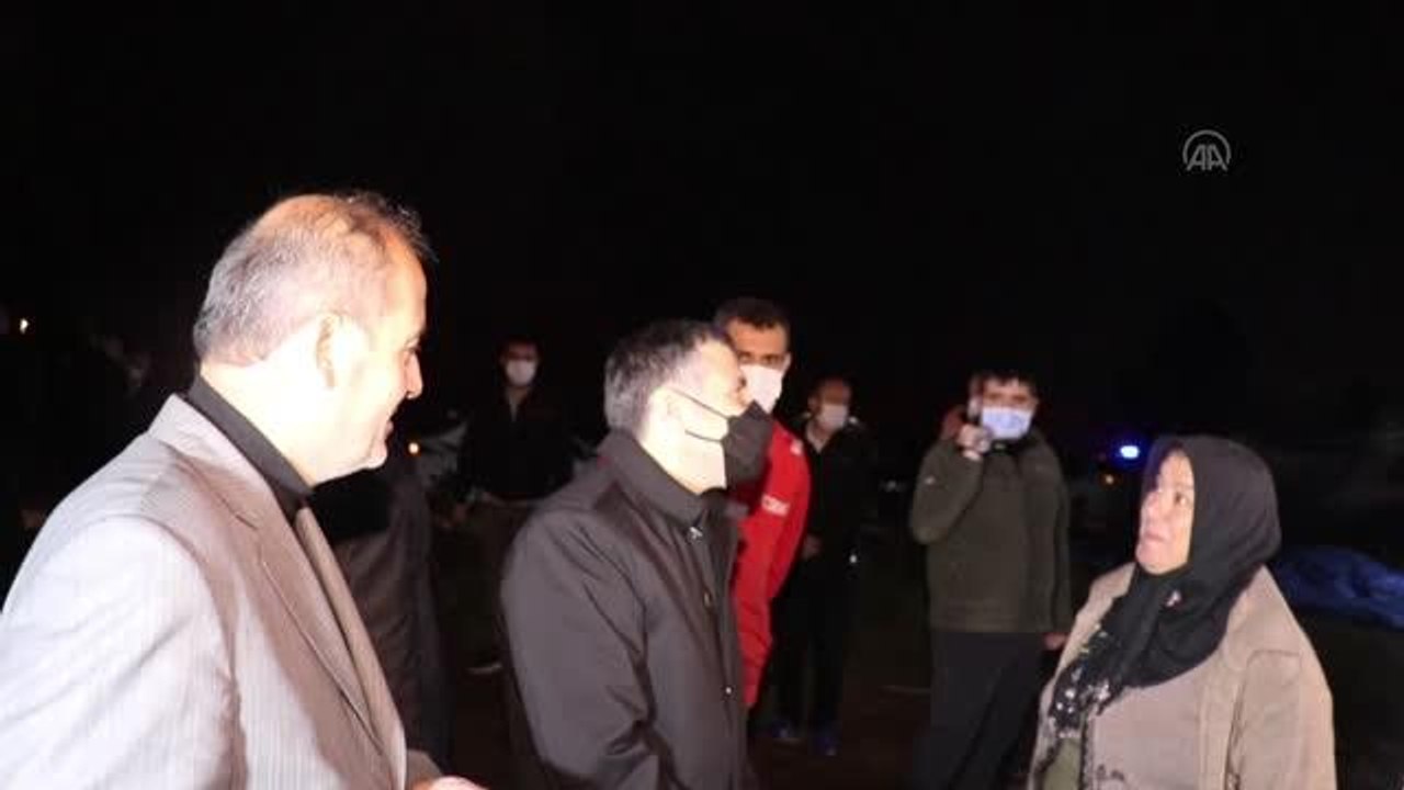 Vali Atay, depremin ardından köyleri ziyaret etti