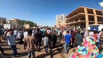 أكثر الأيام دموية منذ الانقلاب في السودان المعزول عن العالم