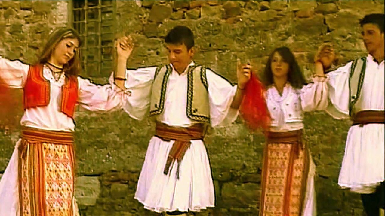 Edi Demo Porosita krushqit