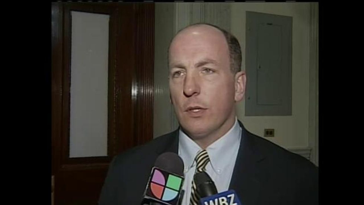 Investigan a Senador