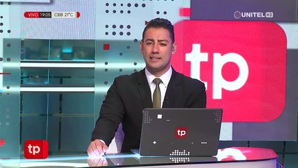 Policías tratan de impedir protesta de hija de Jeanine Añez, pidiendo su liberación