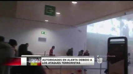 Video herunterladen: Las Autoridades Refuerzan la Seguridad en Las Vegas tras los Ataques Terroristas