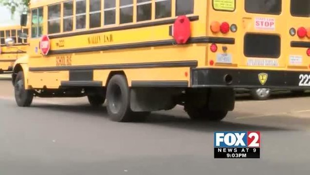 Undocumented Immigrant Pursuit causes Temporary School Closures