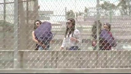 Esposa e Hijas Gemelas de "El Chapo" Guzmán lo Visitan en la Cárcel