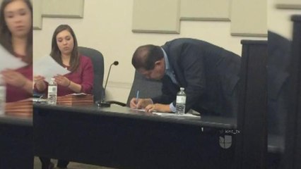 Romero acepta culpabilidad en proceso de violación de ética